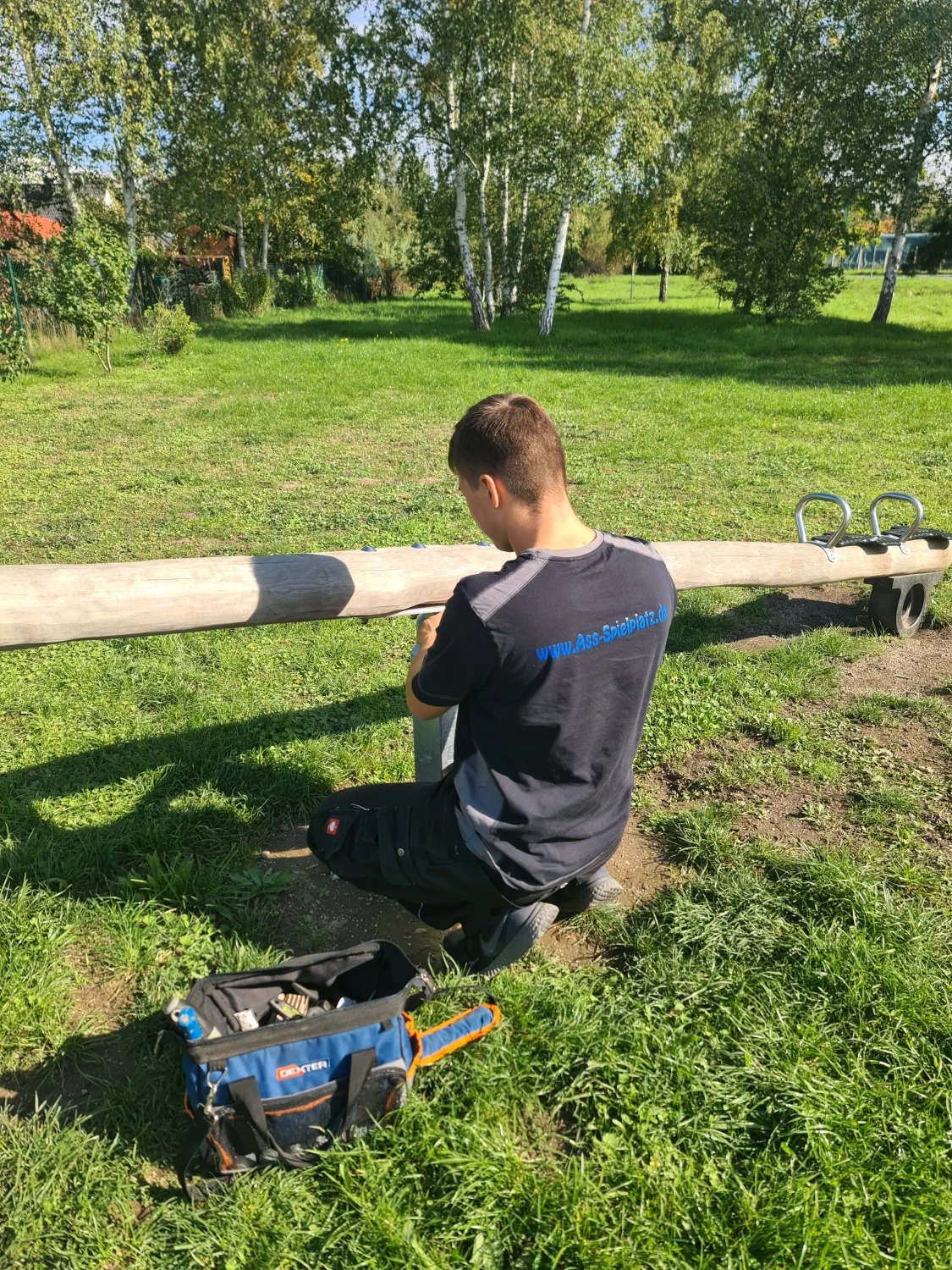 Spielplatz Reparatur 